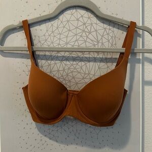 SKIMS underwire bra 32DD